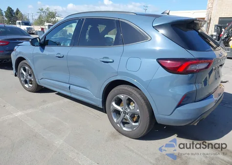 2024 Ford Escape St-Line z USA, uszkodzony, nr VIN 1FMCU0MZ4RUB05300